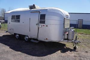 Avion T-22 22 Travel Trailer