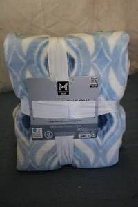 LOUNGE THROW BLANKET 60x70 Machin...