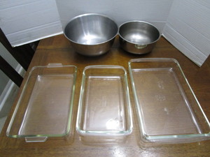 Stainless steel bowls (2), Pyrex ba...