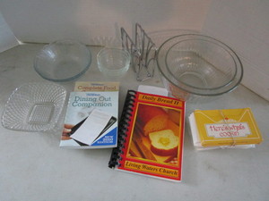 Bowls (5) various sizes, napkin hol...