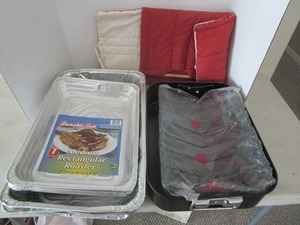 Roaster, and cloth carrier, 2 large...