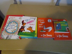 Dr. Suess Books � 14 count...