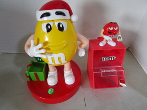 M & M candy dispenser with spoon, y...
