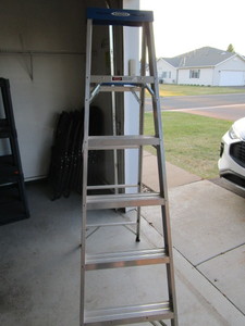 Werner Model 366, 6 foot, 250# ladd...