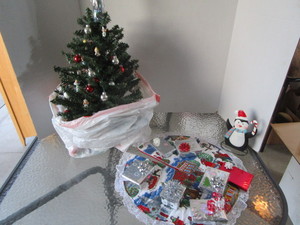 Mini Christmas tree with Precious M...