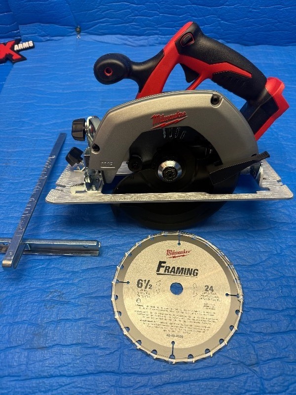 Brand New-Milwaukee M18 18V 6-12 Cordless Circular Saw (Model 2630-20)