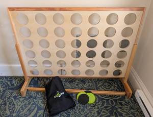 G - Backyard Hero Giant Connect Four Outdoor Game