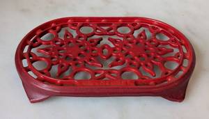 ML - Le Creuset Trivet - Red Enamel Cast Iron