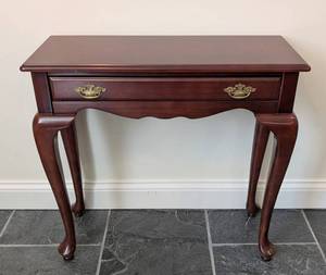 LL - The Bombay Company Petite Console Table