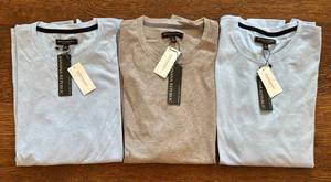 DR - Banana Republic Luxury Touch Shirts - 3 Pack - Medium - Blue and Gray