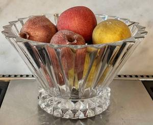 K - Crystal Bowl with Faux Fruit Decoration