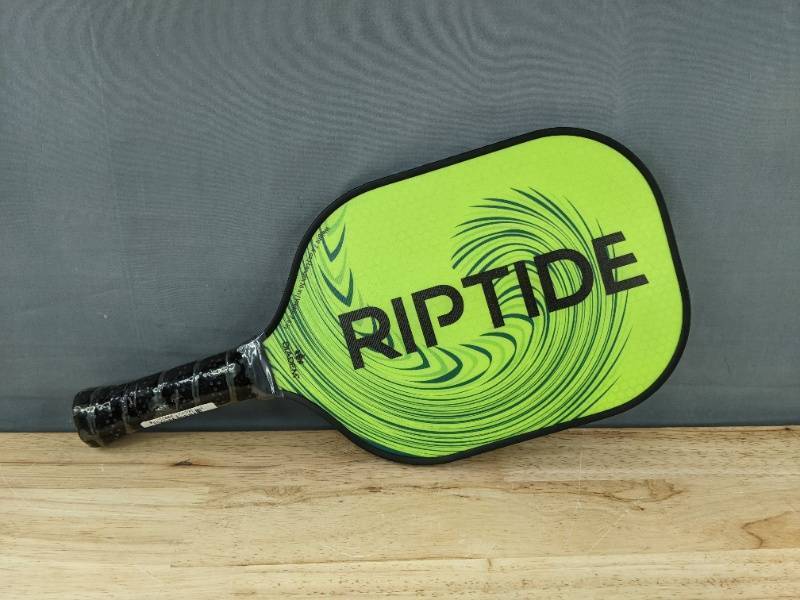 Diadem Sports Riptide Pickleball Paddle Green, 7.6 oz Retail $43.00 - Brand New