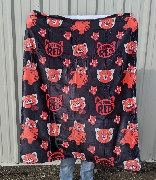 Disneys Turning Red Throw Blanket 40 x 50 - Brand New