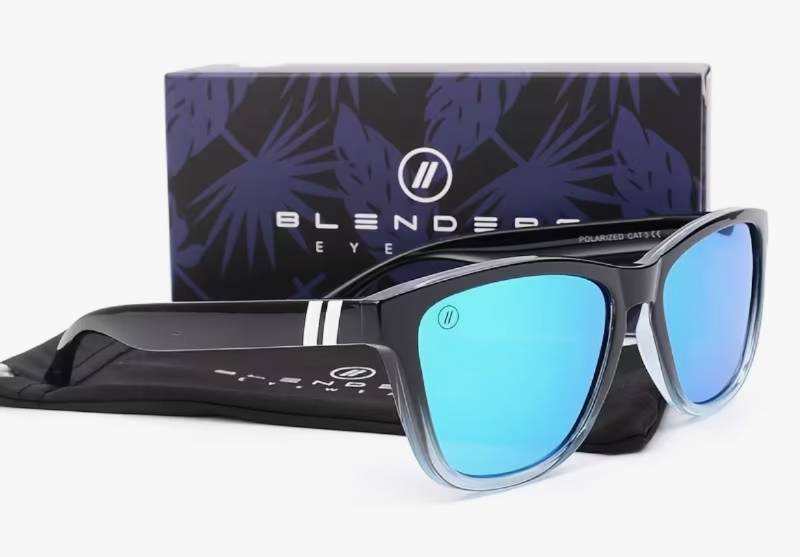 Blenders Eyewear Polarized Black UV Sunglasses - Brand New