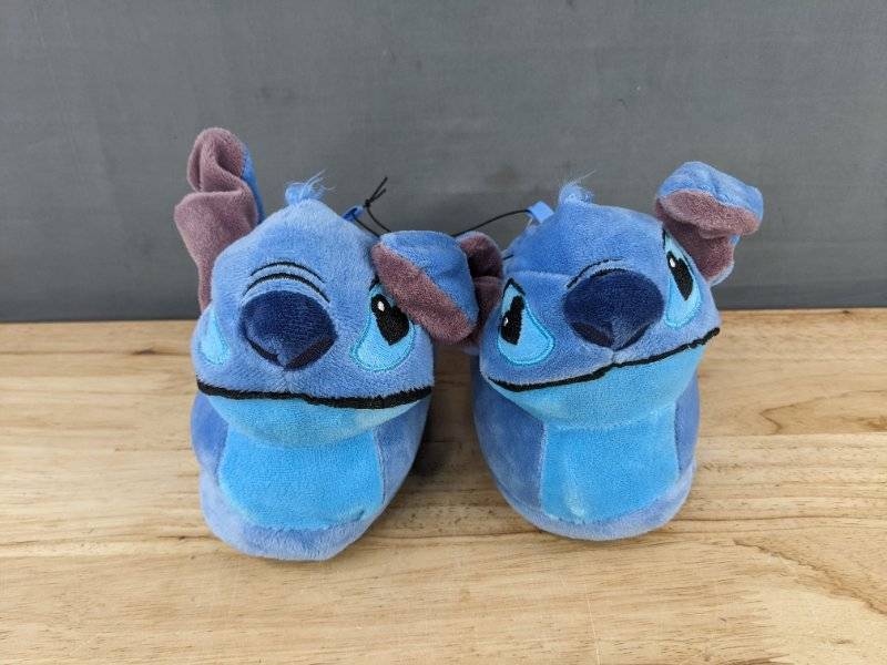 Disneys Stitch Kids Slippers Size 1112 - Brand New