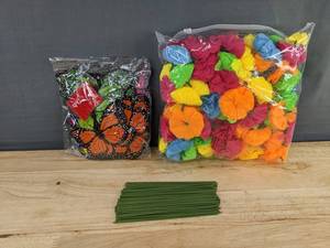 Zeyune 150 Pcs Butterflies, Marigold Flower Heads with Sticks - Brand New