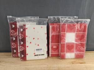 Heart Printed Table Cloths 13 x 108, 4 Total - Brand New