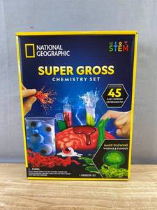 National Geographic Super Gross Chemistry Set - 45 Easy Science Experiments - Brand New