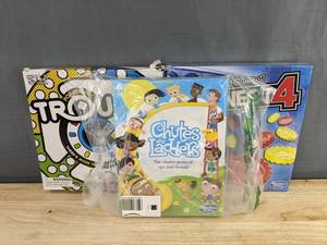 Hasbro Connect 4, Trouble, & Chutes and Ladders - New