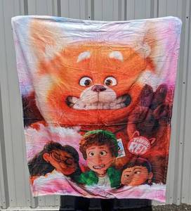 Turning Red 40 x 50 Blanket - Brand New