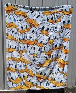 Disney Donald Duck Throw Blanket - 40 x 50 - Brand New