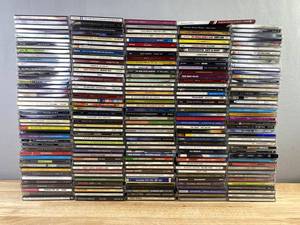 210 CD Music Collection - Bruce Springsteen, Garth Brooks, Backstreet Boys, Cher, UB40, Shania Twain, Tim McGraw, Randy Travis C
