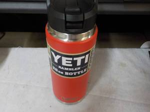 Yeti Rambler 26 oz Bottle...