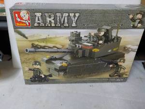 Stuban Army 224 pcs...