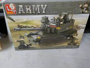 Stuban Army 224 pcs...