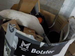 Pallet of Misc- see all pictures...