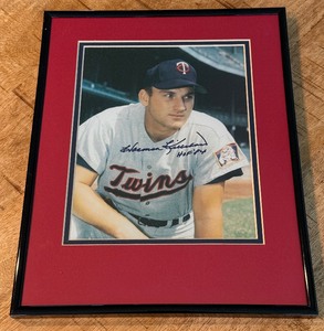 Harmon Killebrew Autograph Custom Framed and Matted 11x14 Piece