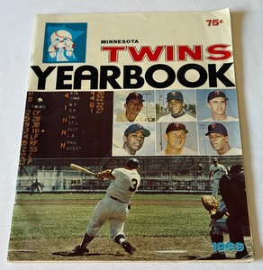 1969 Minnesota Twins Vintage Baseball Yearbook
