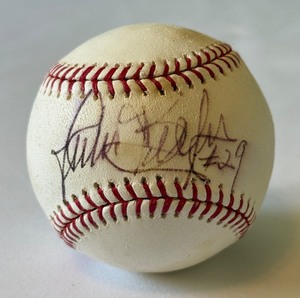 Julio Becquer Autographed Baseball Minnesota Twins