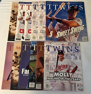 (13) Minnesota Twins Baseball Magazines