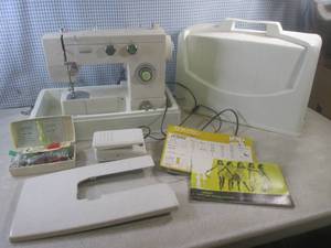 (EC1) Vintage Montgomery Ward Elect...