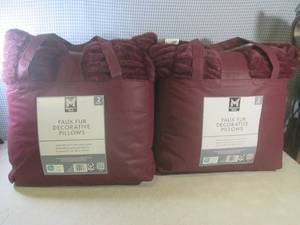 (EW3) 2 - 2-Packs of Faux Fur Decor...