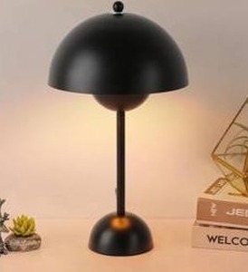 Modern Table Lamp $45.99 Retail - Brand New