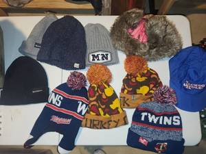 Eddie Bauer Winter Hats, Scarf & Gloves Mixed Lot