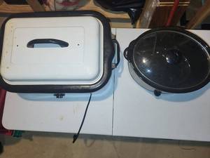 Rival Crock-Pot Slow Cooker & Hamilton Beach 18 Qt Roaster Oven (Lot of 2)