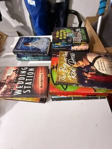 Mixed Hardcover & Paperback Book Lot Fiction Mystery Thriller 16 Vols