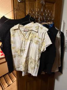 Womens Clothing Lot Tops Sweater Scarf R&M Richards Size M8