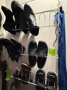 Easy Spirit Black Ankle Boots Side Zip Women��s 7.5 M Good Condition