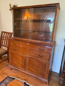 Brickwede Vintage Oak China Cabinet Hutch Glass Door Display Server