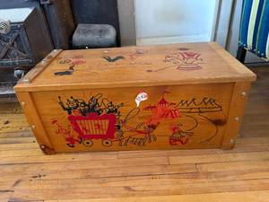 Vintage Circus Theme Wood Toy Chest Blanket Box Painted Pine Storage