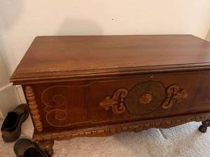 Lane Cedar Hope Chest Blanket Trunk Inlaid Wood Vintage Good
