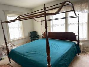 Antique Style Wood Canopy Poster Bed Frame King See Photos