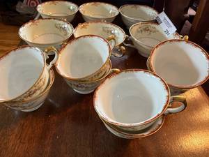 Meito China Hand Painted Japan Cream Soup Cups Floral Gilt Set of 9