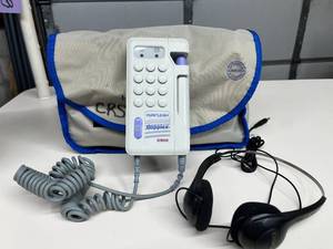 MSRP $1,400 Huntleigh D900 Doppler with headphones and case. This device lets you hear blood flow through arteriesveins. Great for checking circulation and pulse health at home or in clinics. Clear audio and easy to use.