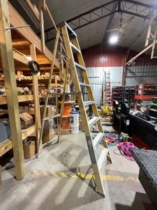 8 Fiberglass Folding Ladder