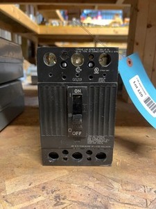General Electric 3 Pole Circuit Breaker